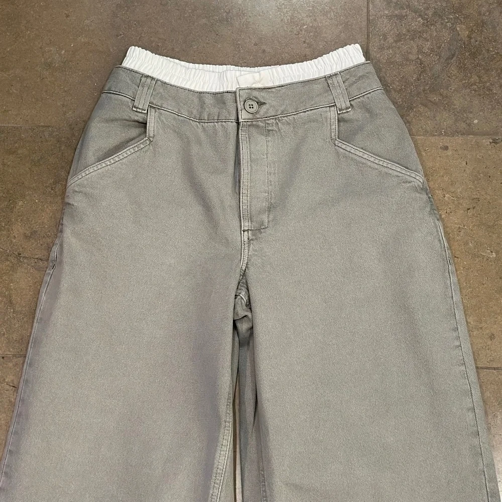 Topshop Boxer Waistband Cotton-Blend Wide-Leg Denim Pants (Grey/White) - Picture 11 of 16